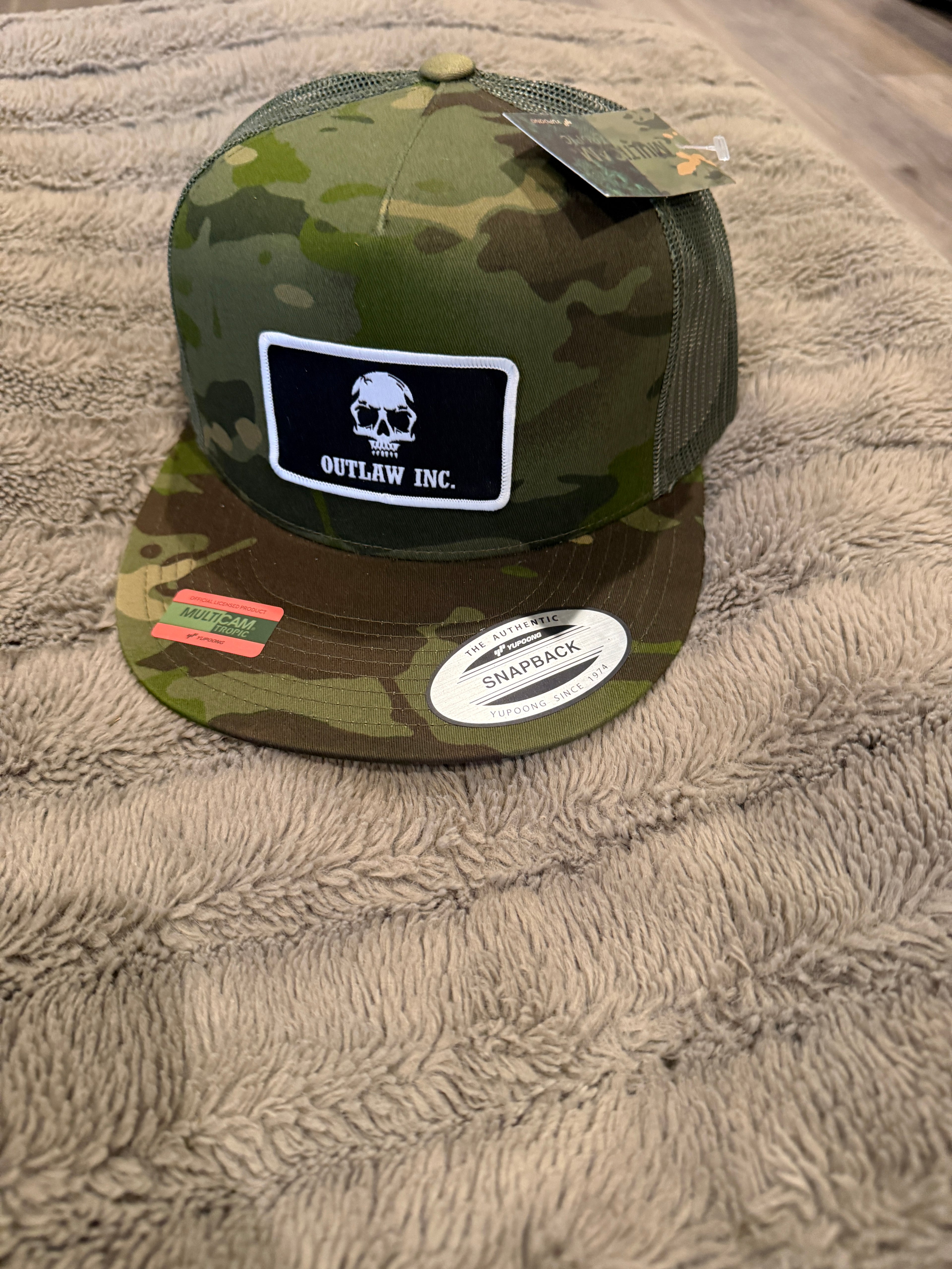 Outlaw Inc 7 Panel hats